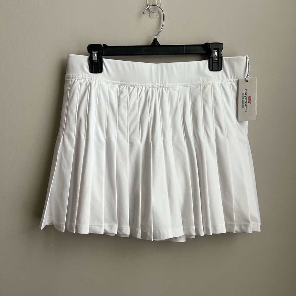NWT Vineyard Vines Performance Tennis Skort